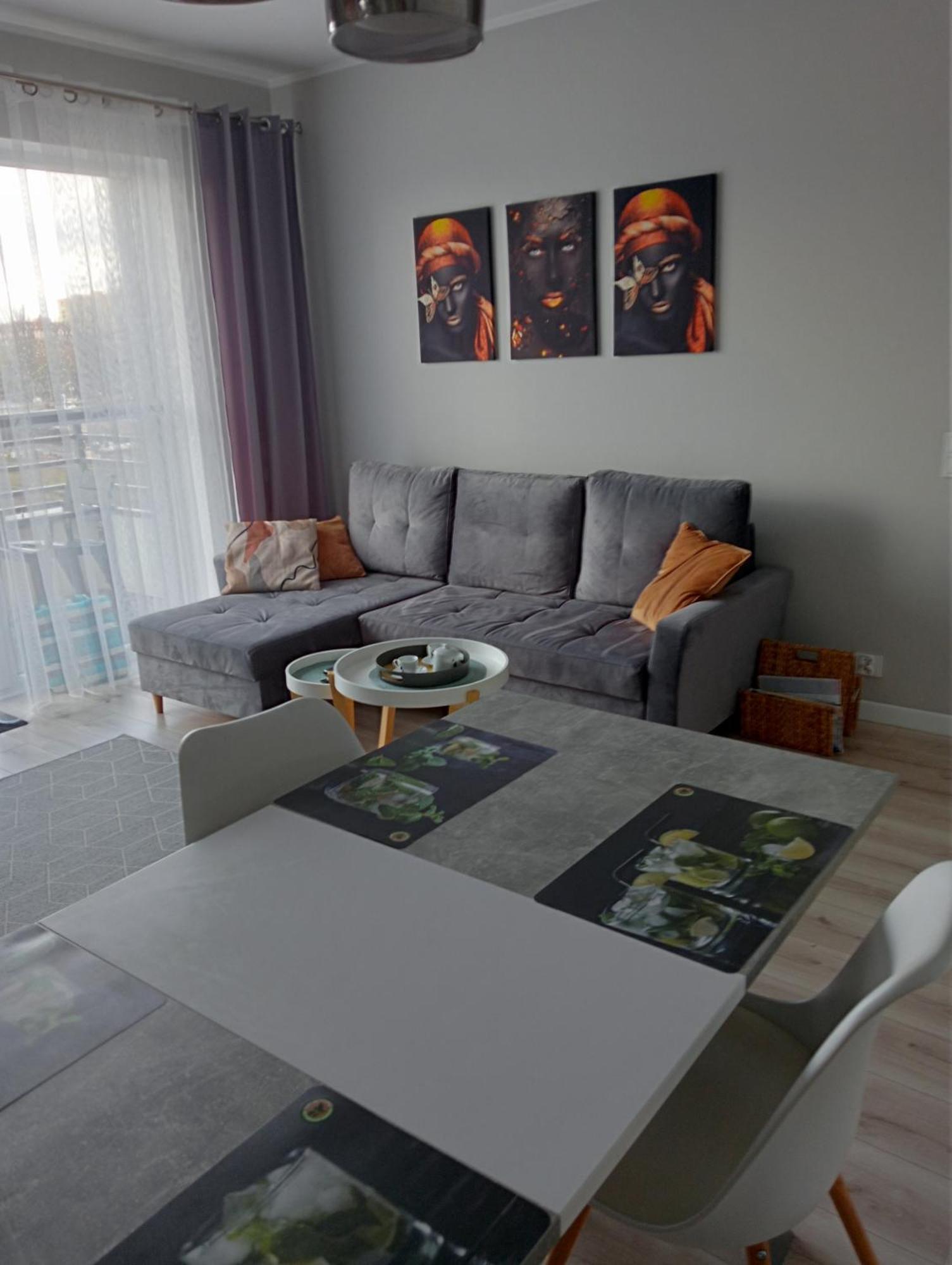 Apartament Manhattan Os.Jarzebinowe ชเตชชิน ภายนอก รูปภาพ
